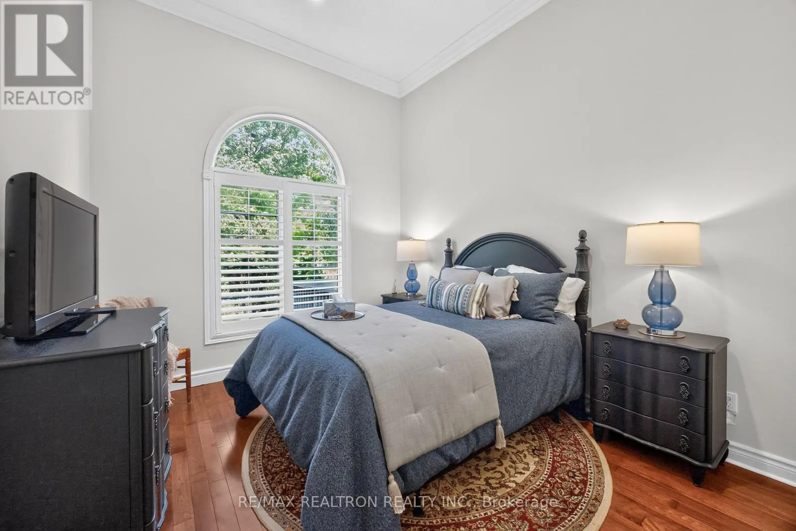 402 MORLEY COOK CRESCENT
