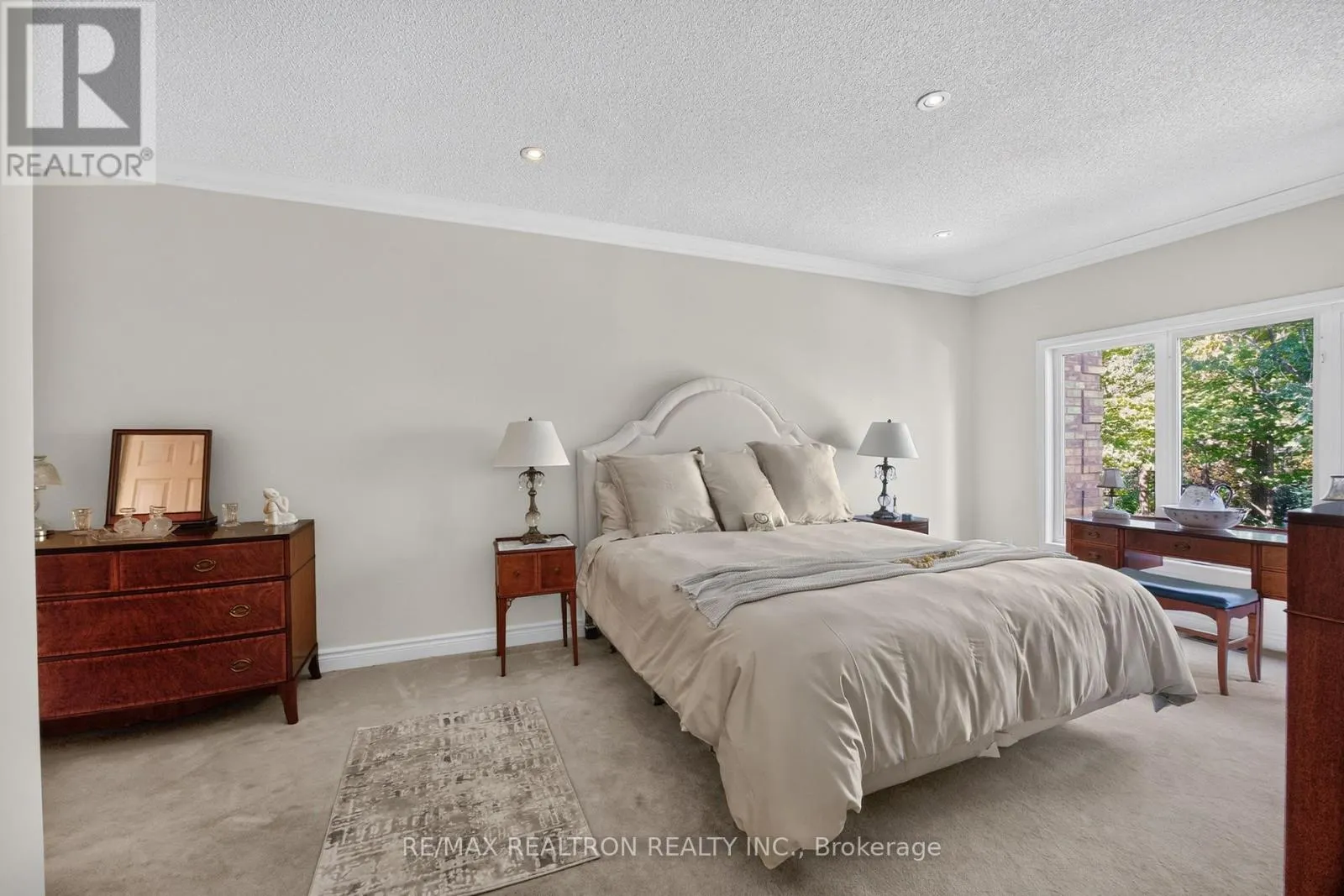 402 MORLEY COOK CRESCENT