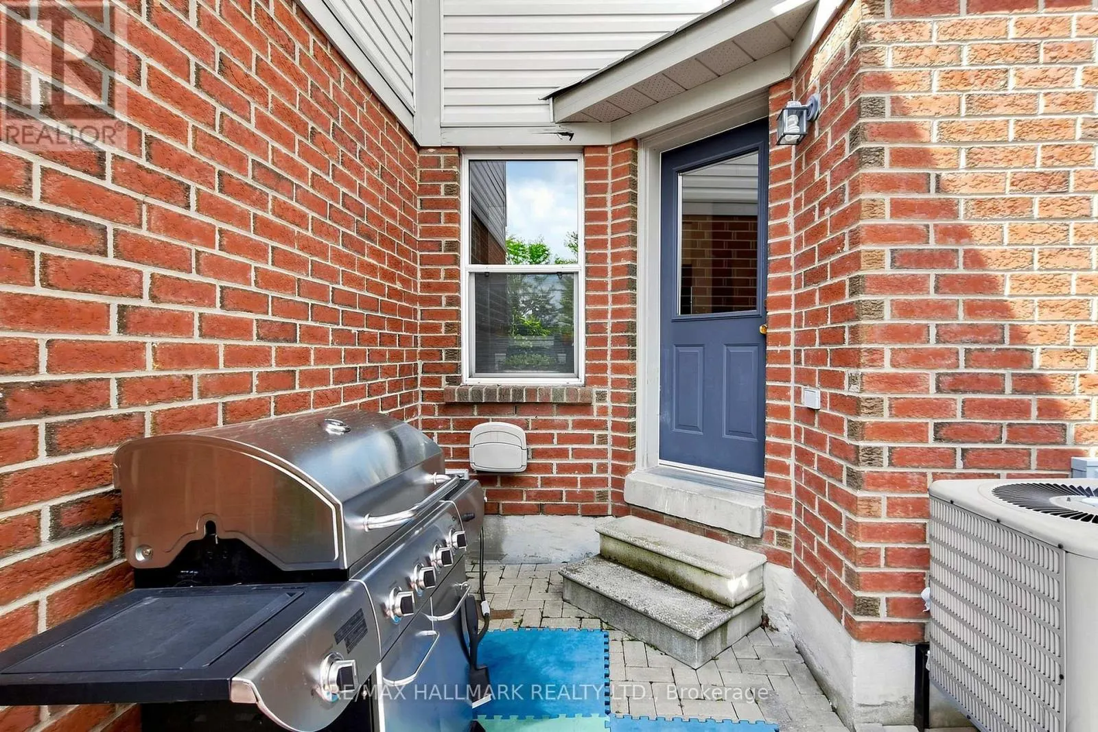 5 EVELYN BUCK LANE