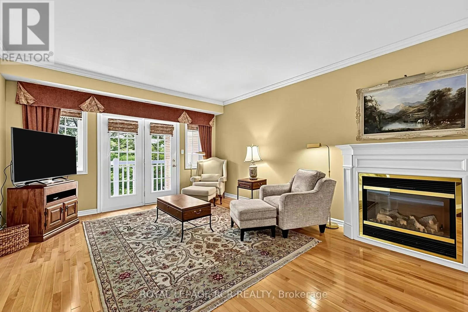 11 - 520 SILKEN LAUMANN DRIVE