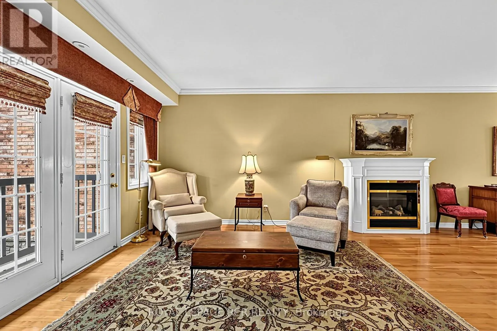 11 - 520 SILKEN LAUMANN DRIVE
