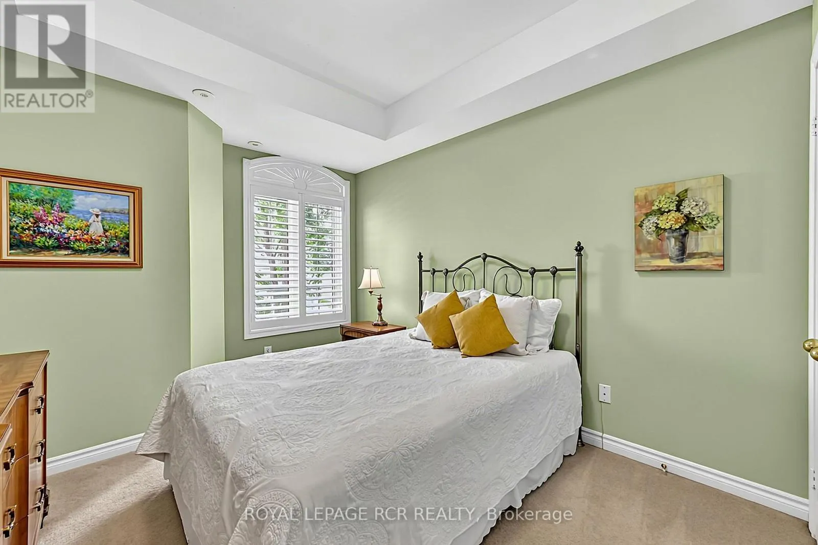 11 - 520 SILKEN LAUMANN DRIVE