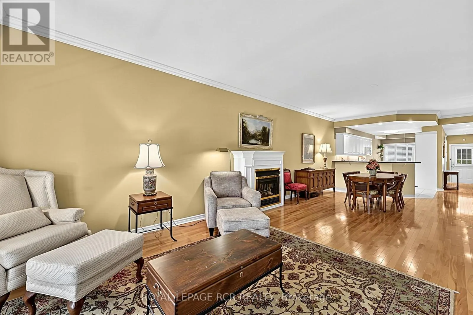 11 - 520 SILKEN LAUMANN DRIVE