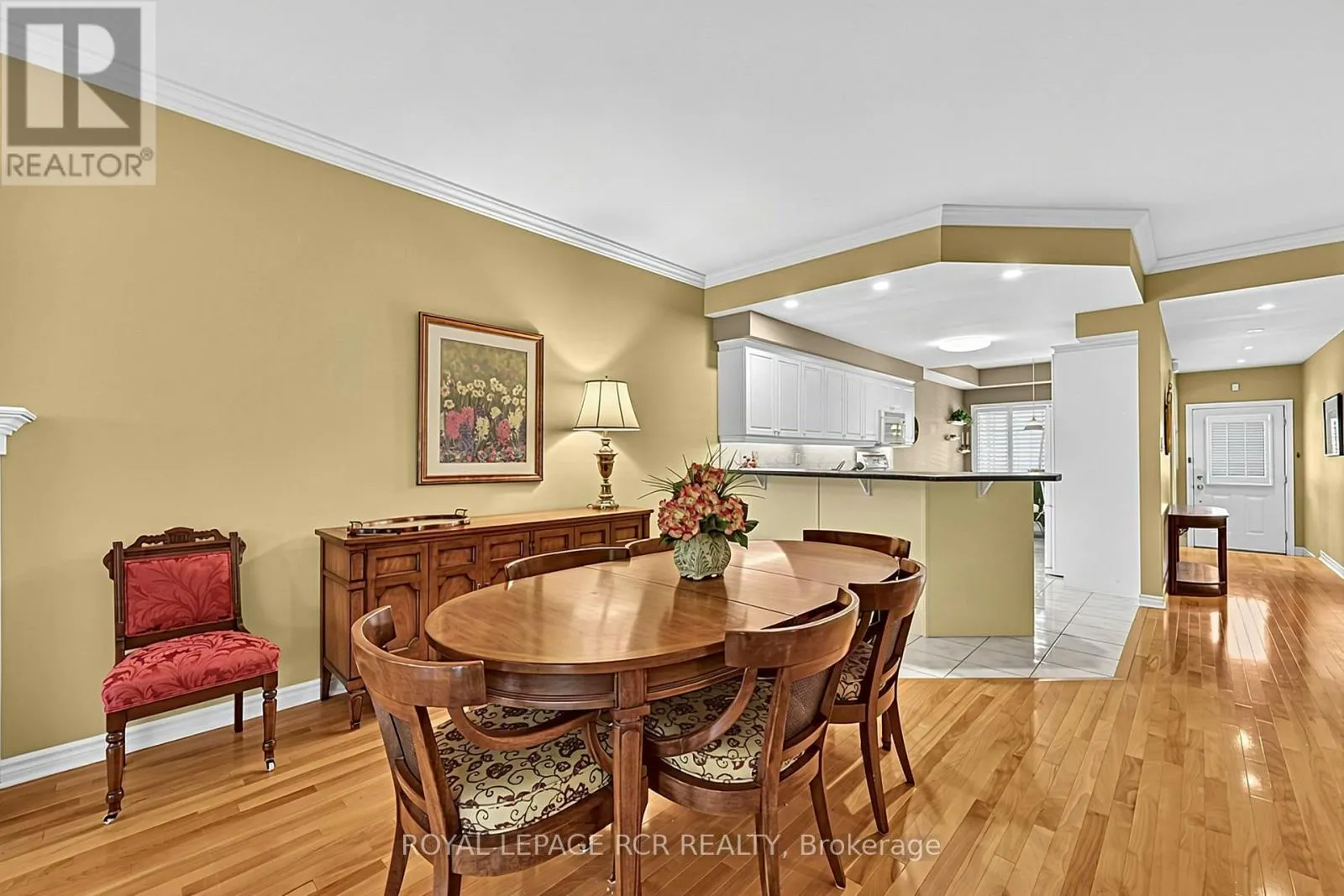 11 - 520 SILKEN LAUMANN DRIVE