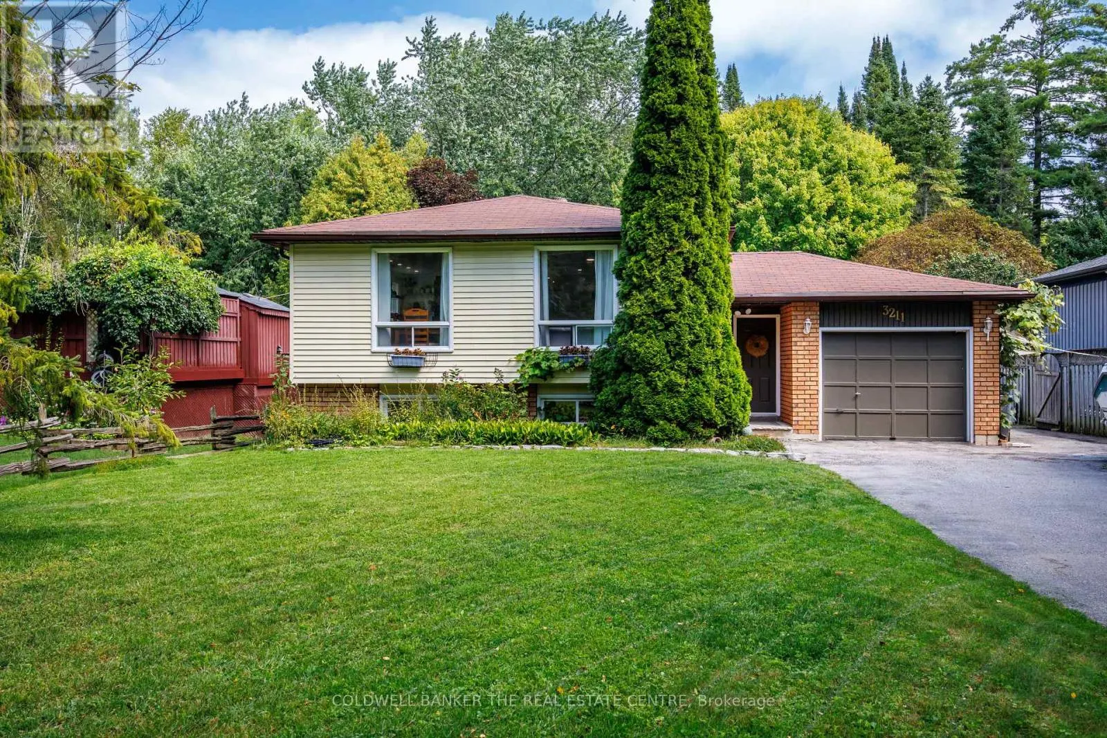 3211 COWAN AVENUE