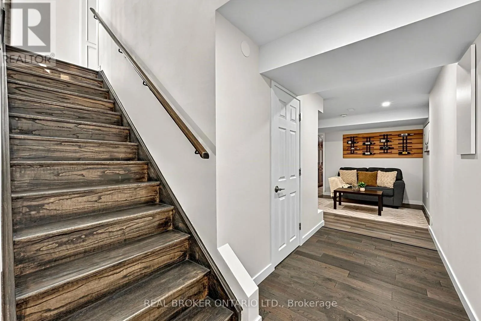 20 BIRKDALE PLACE