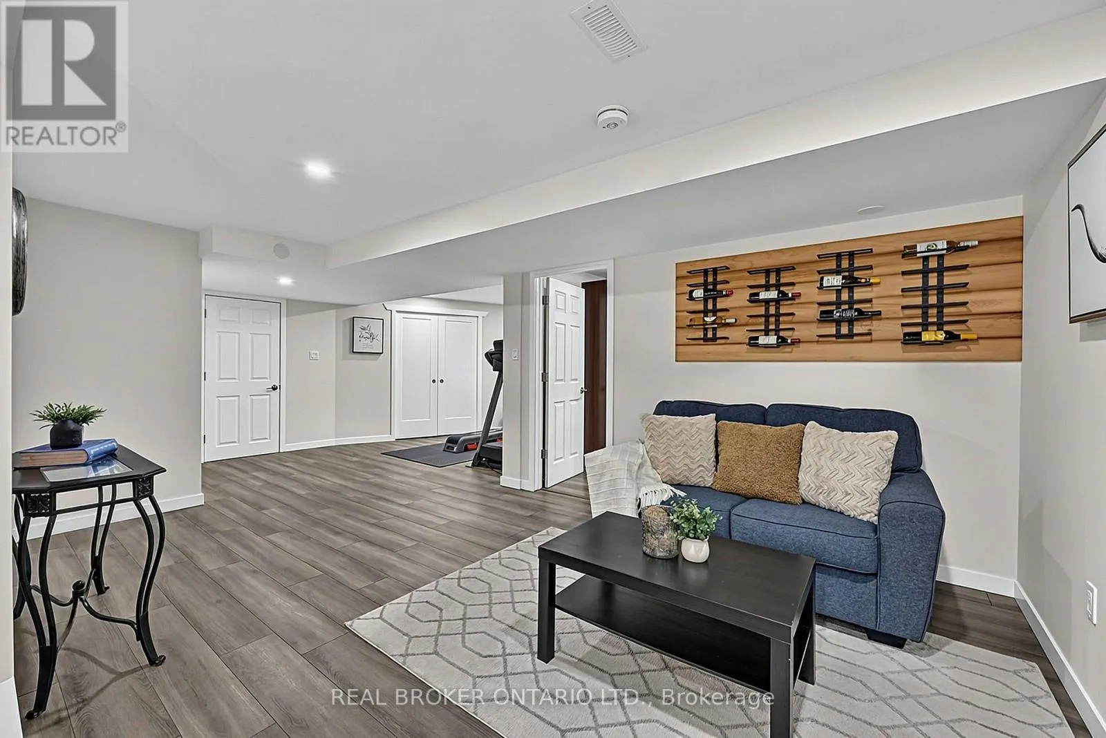 20 BIRKDALE PLACE