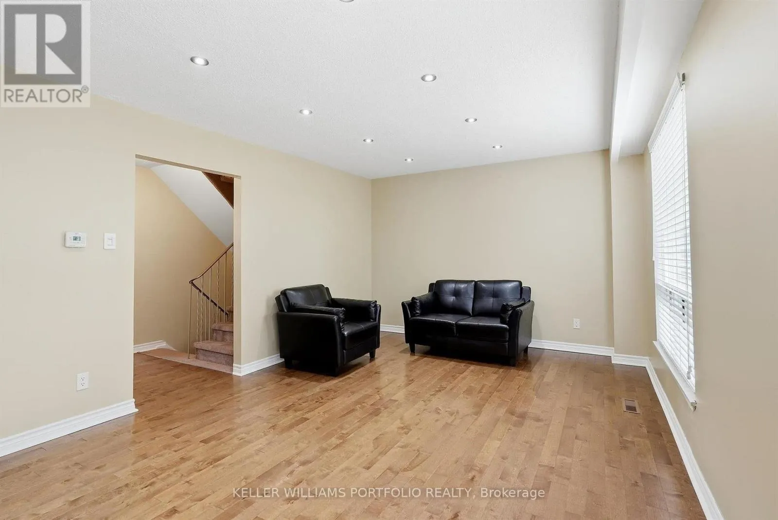 32 HENDERSON DRIVE