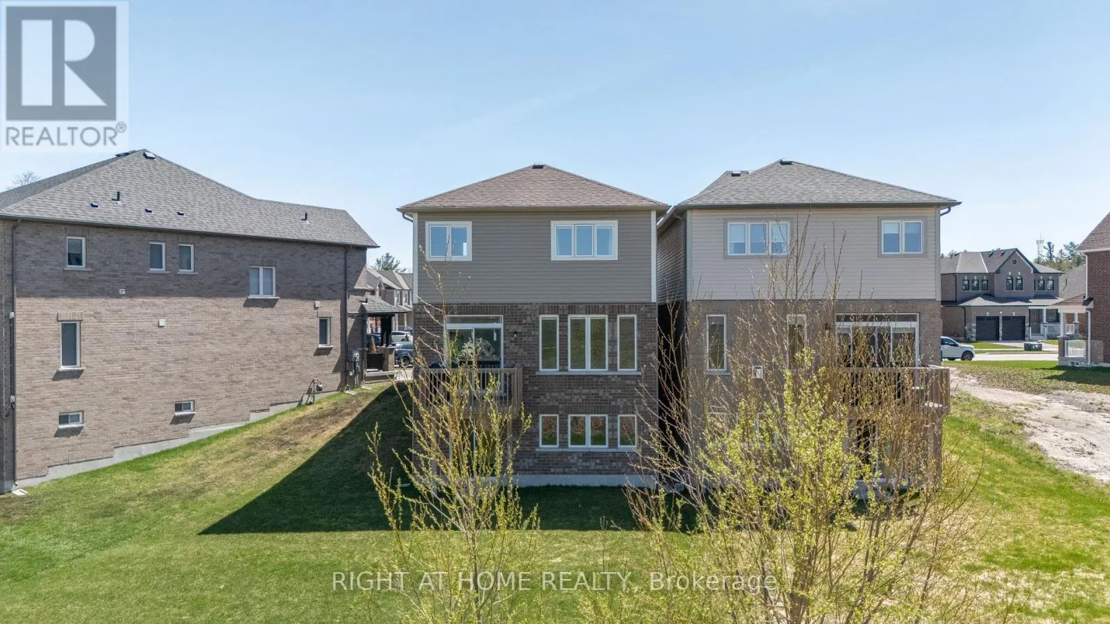 68 WOOD CRESCENT