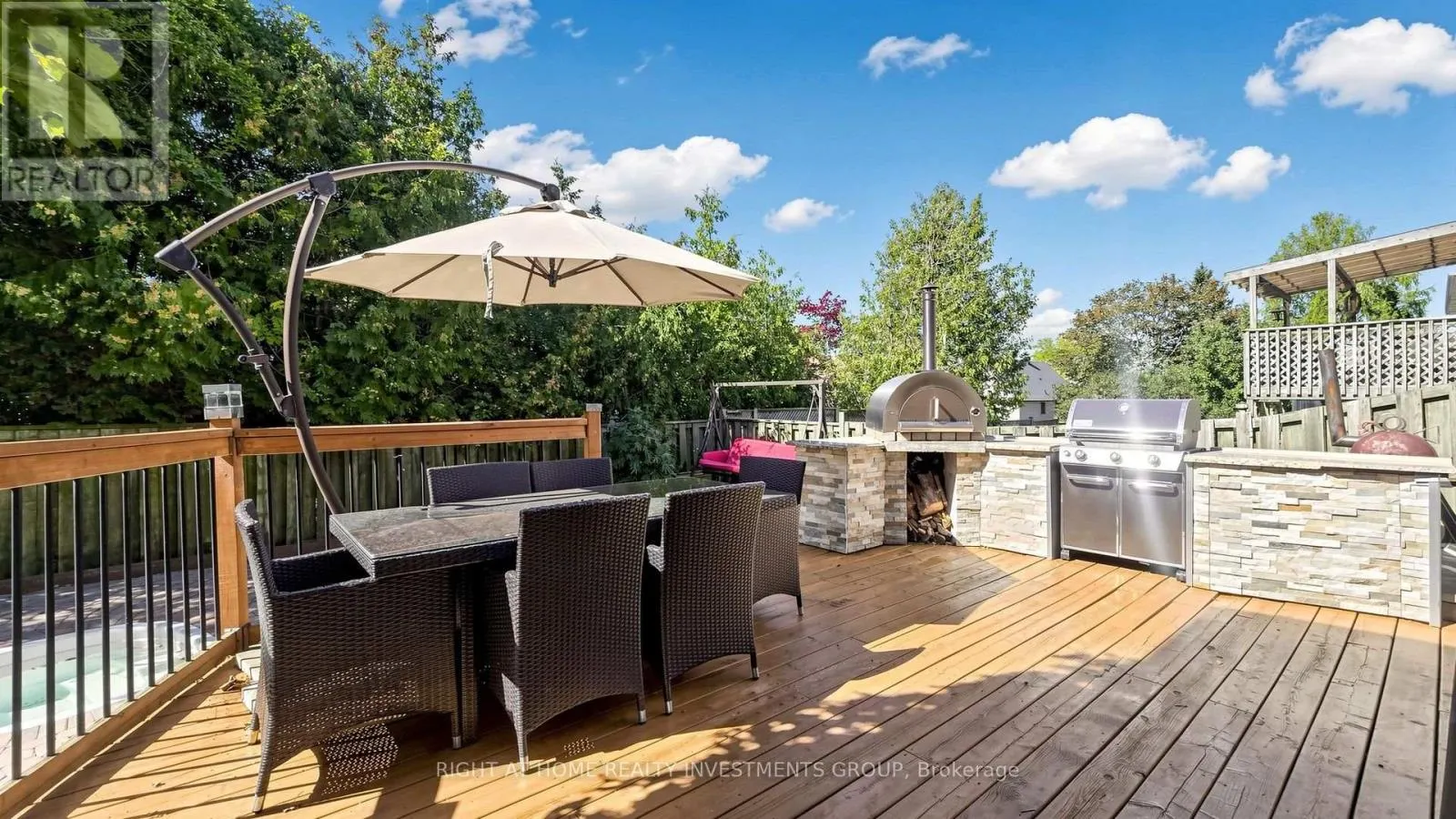 86 BURLING PLACE