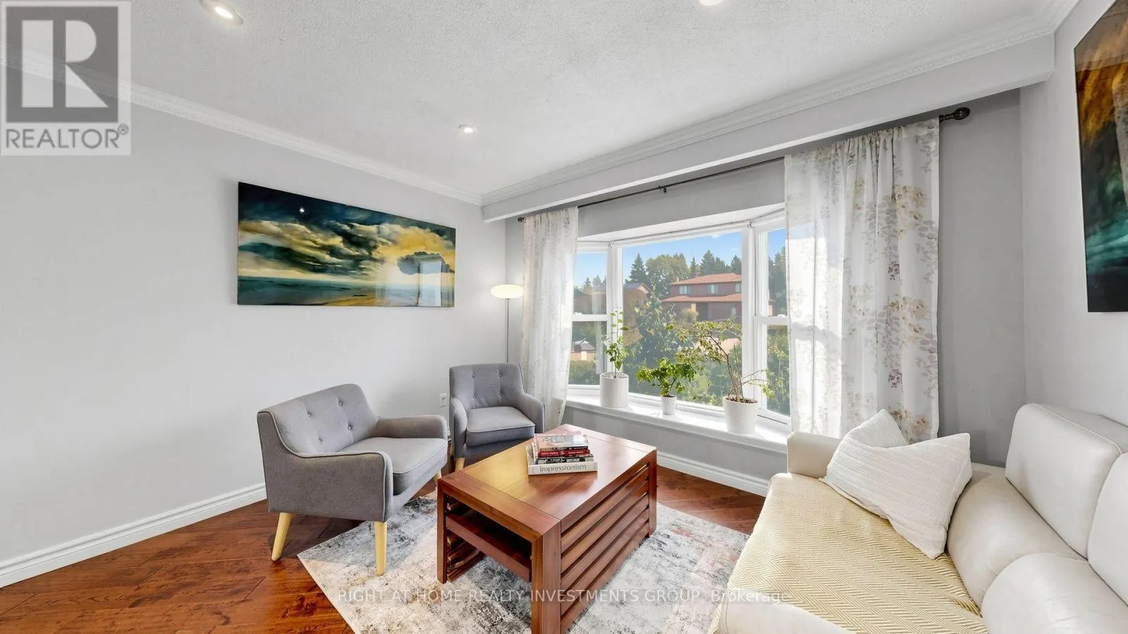 86 BURLING PLACE