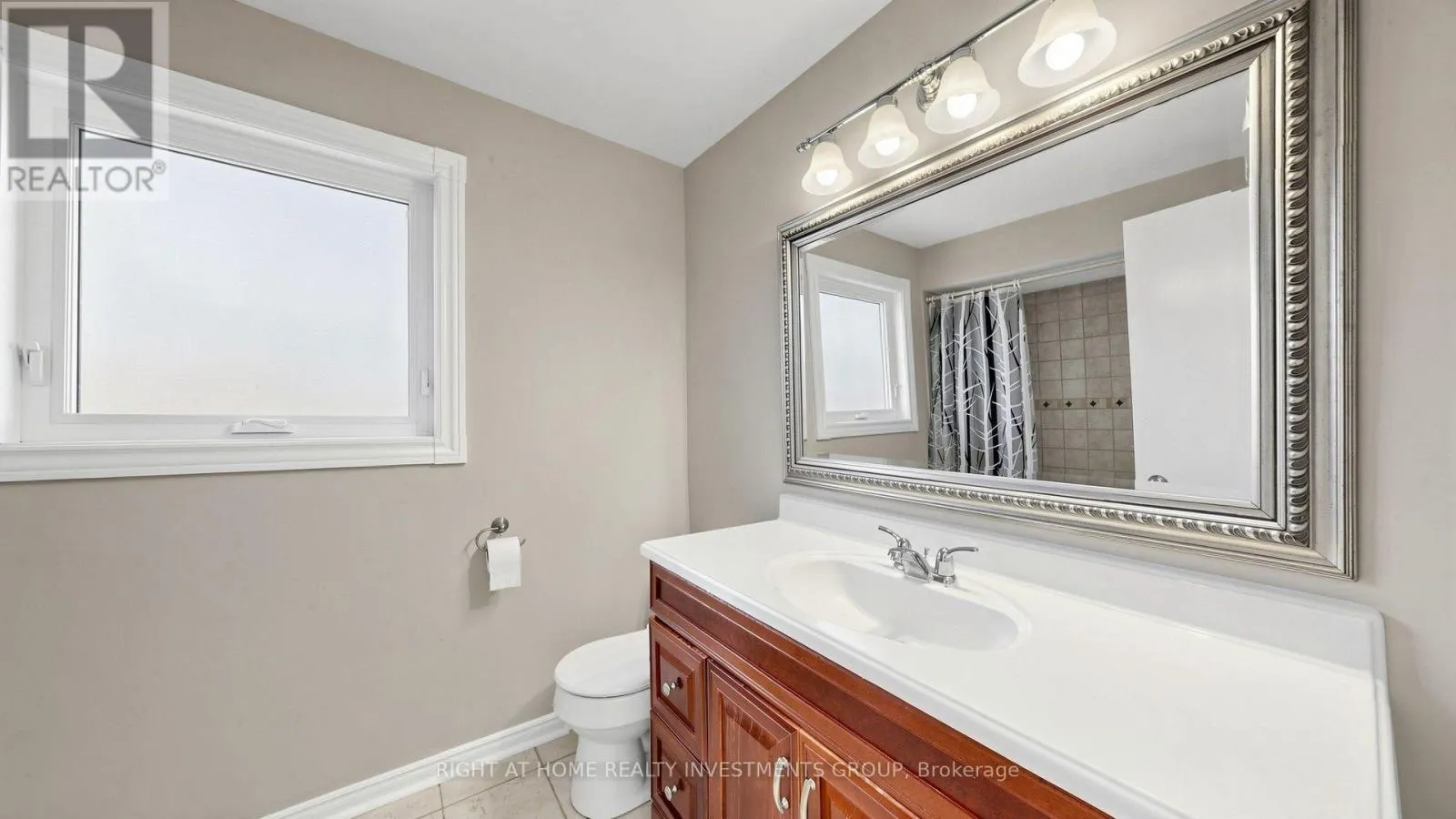 86 BURLING PLACE