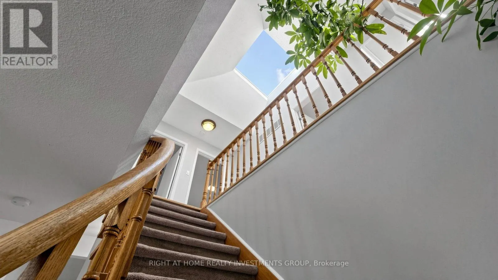 86 BURLING PLACE