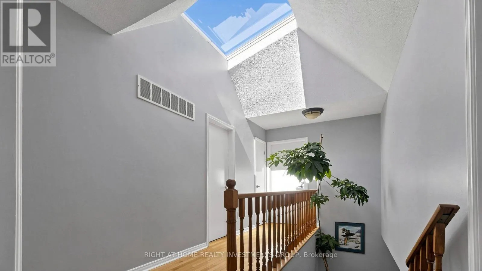 86 BURLING PLACE