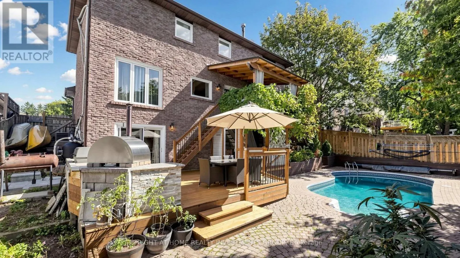 86 BURLING PLACE