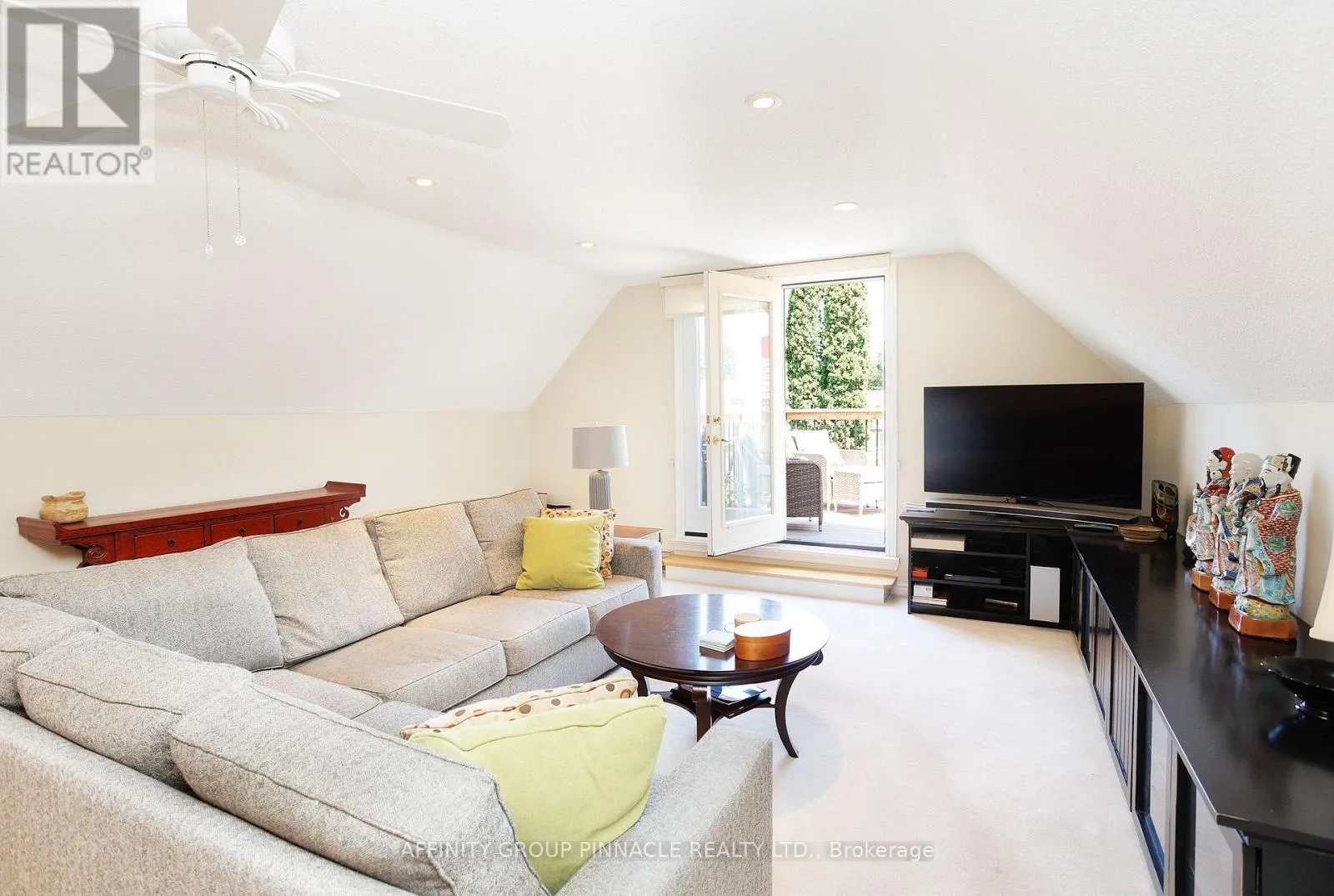 48 - B194 CEDAR BEACH ROAD #48