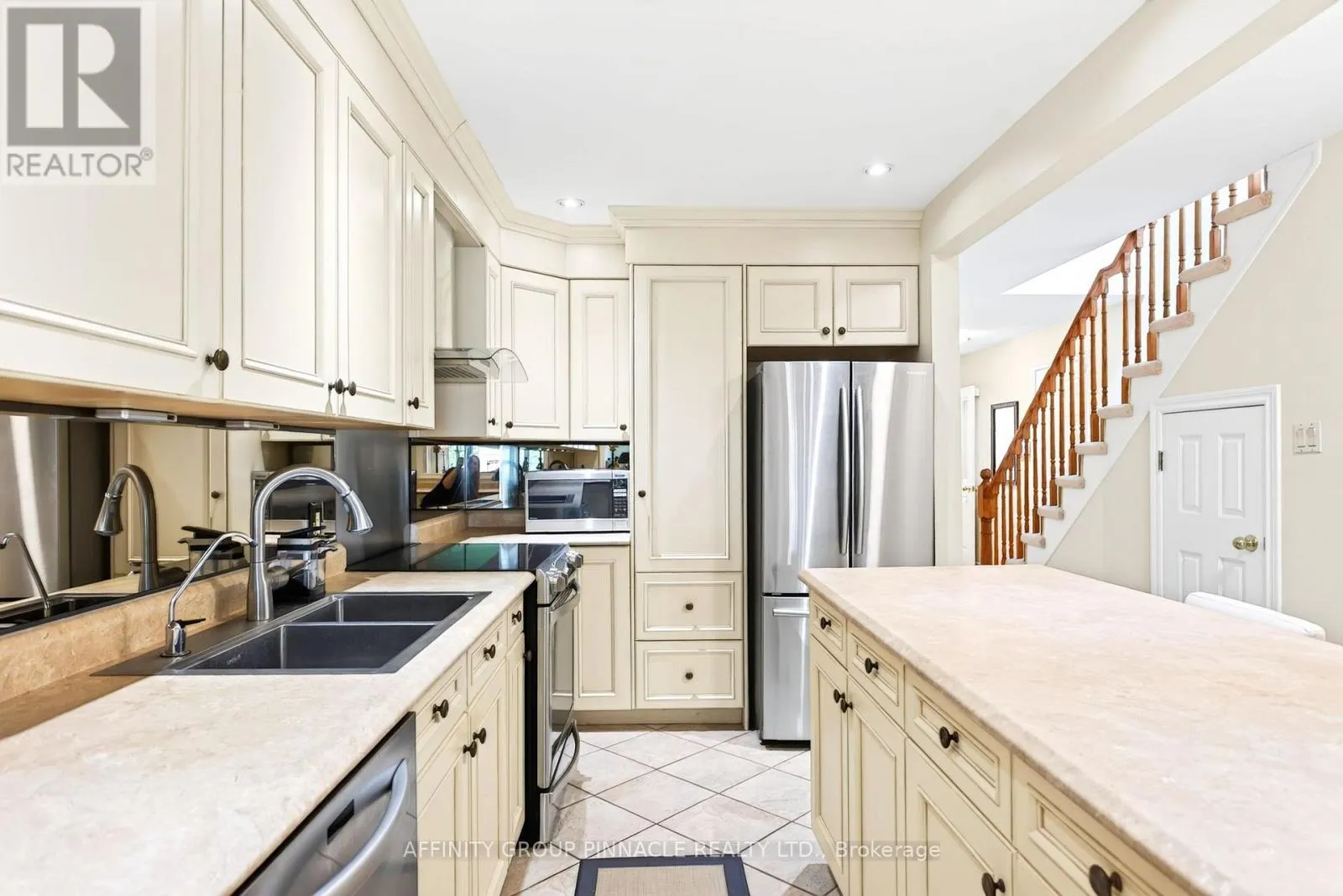 48 - B194 CEDAR BEACH ROAD #48