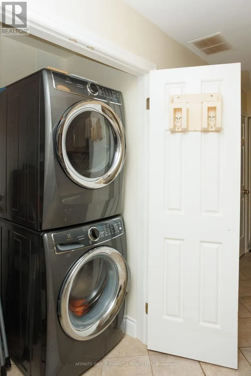 48 - B194 CEDAR BEACH ROAD #48
