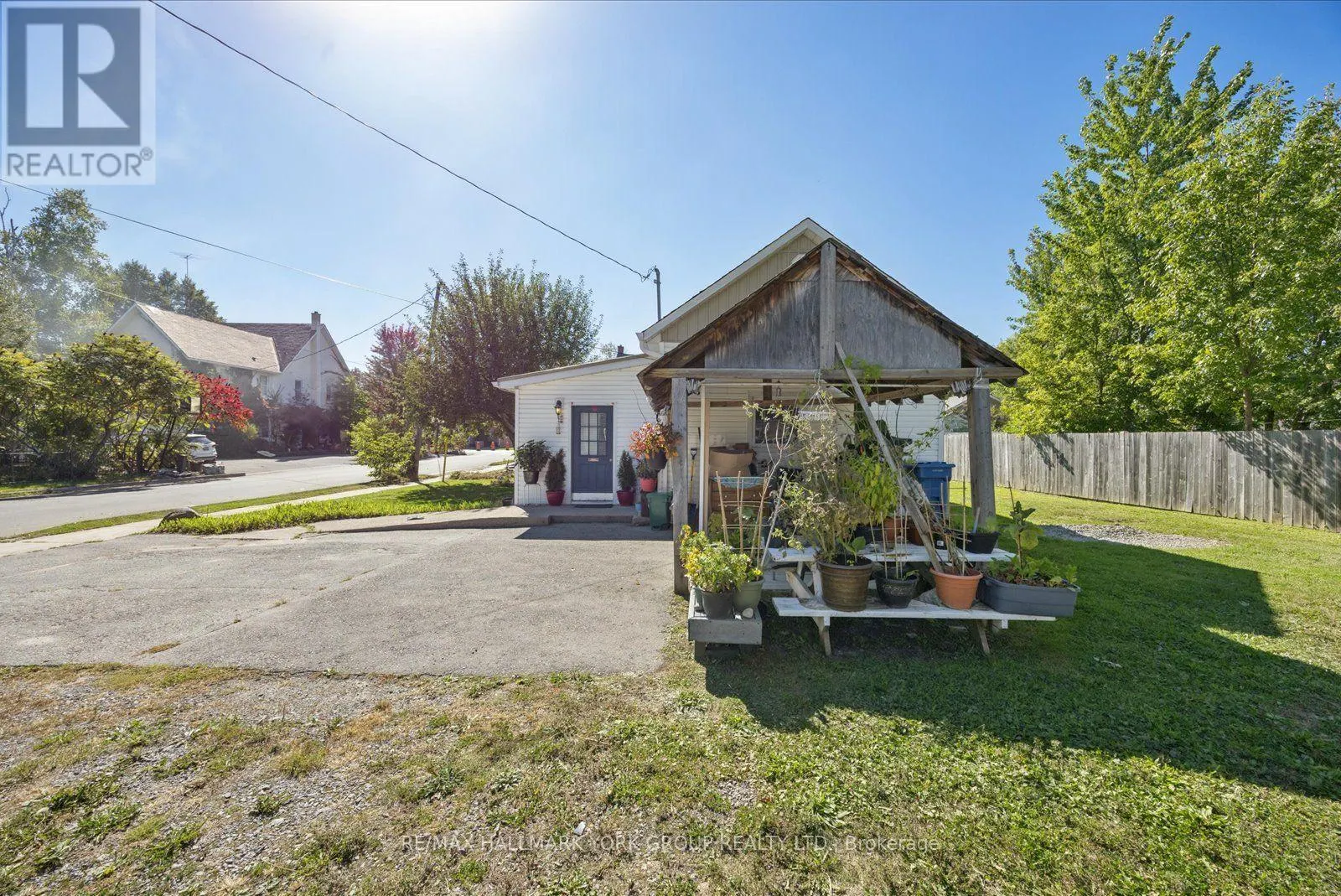 16 SNOOKS ROAD