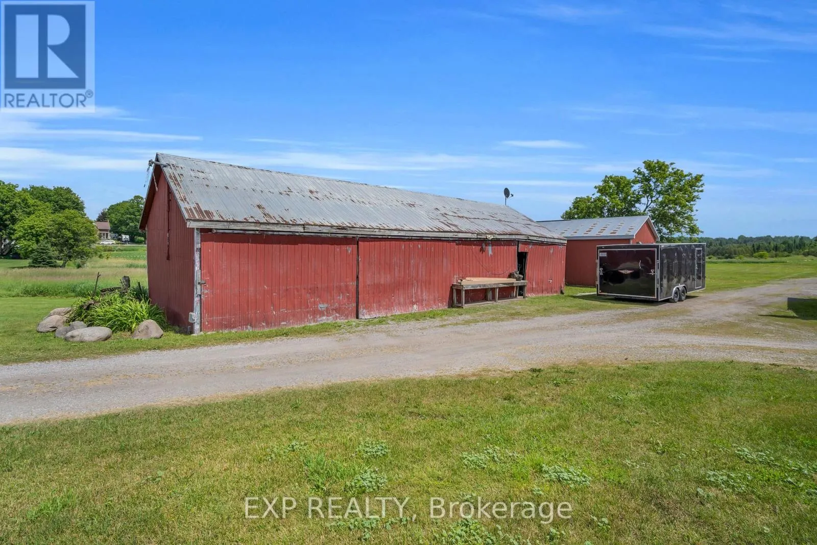 220 LAKERIDGE ROAD