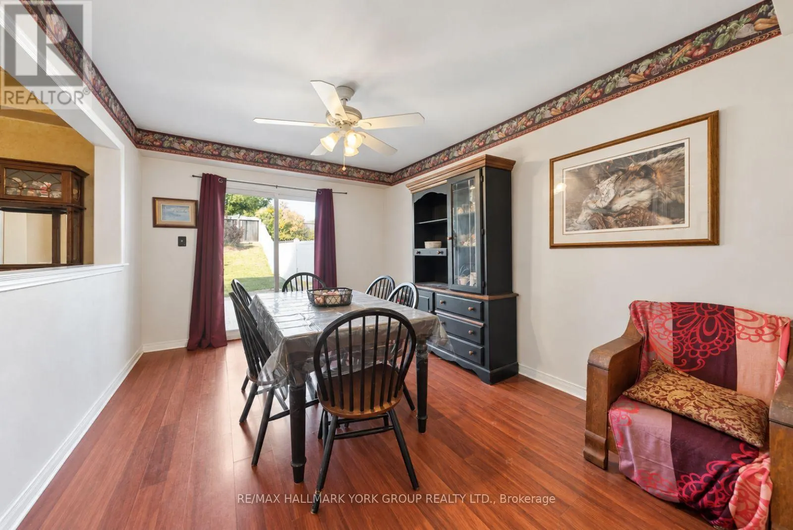 537 WALPOLE CRESCENT