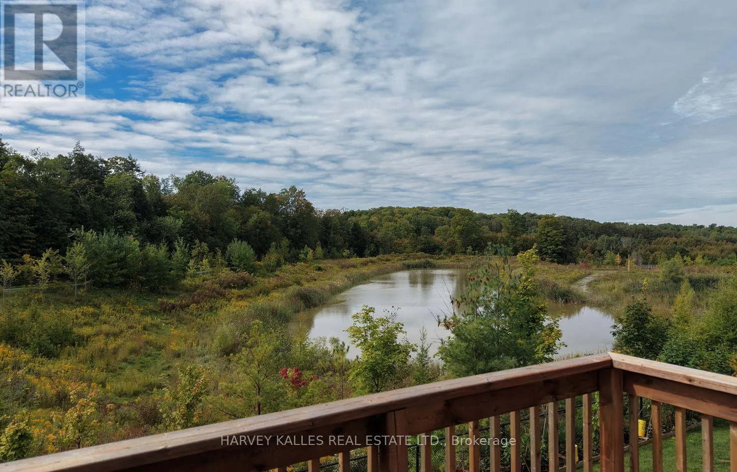 MAIN FLOOR - 253 SEAVIEW HEIGHTS