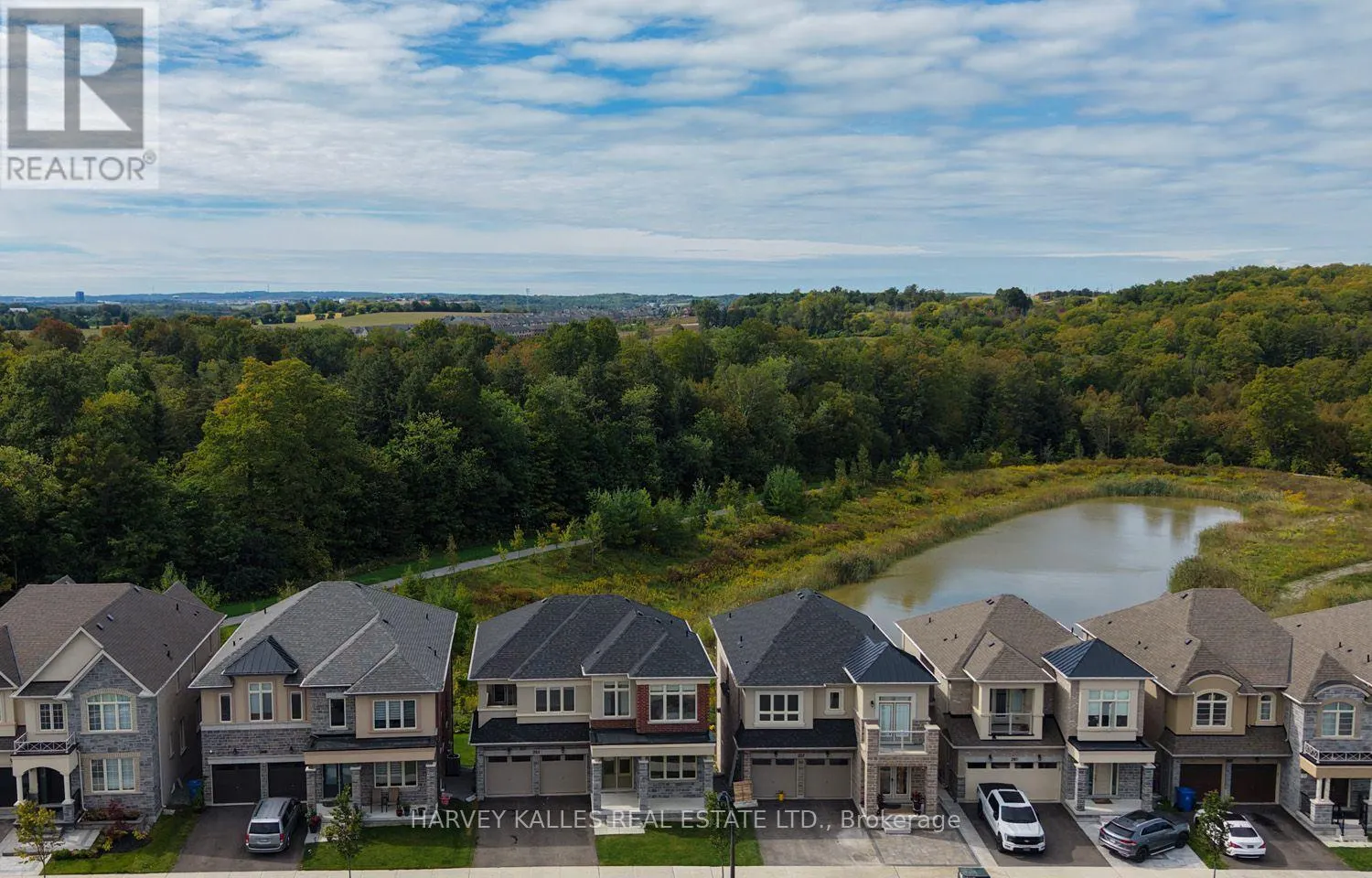 MAIN FLOOR - 253 SEAVIEW HEIGHTS