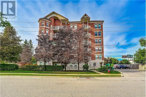 PH3 - 35 HUNT AVENUE