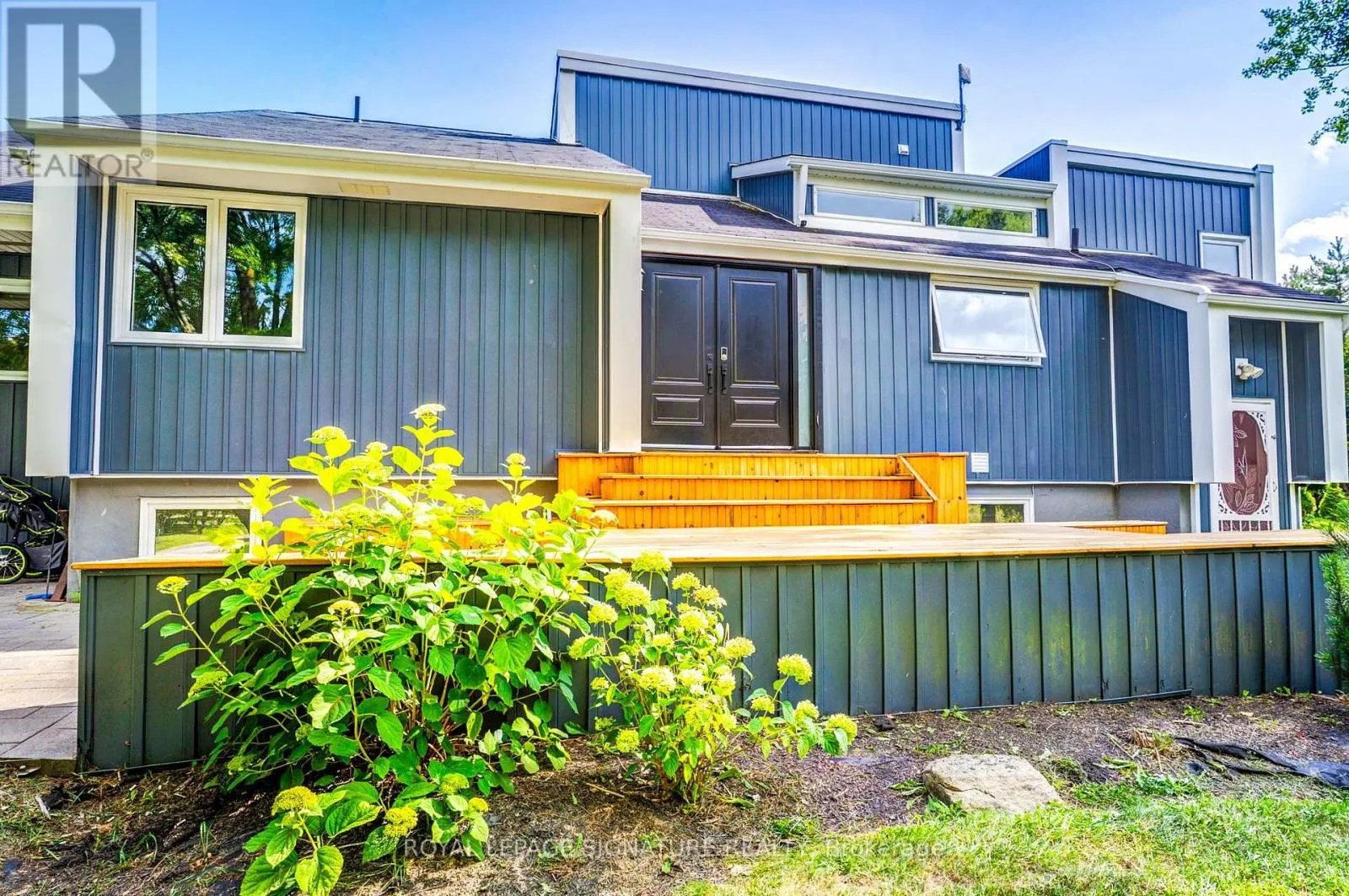 3232 15TH SIDE ROAD