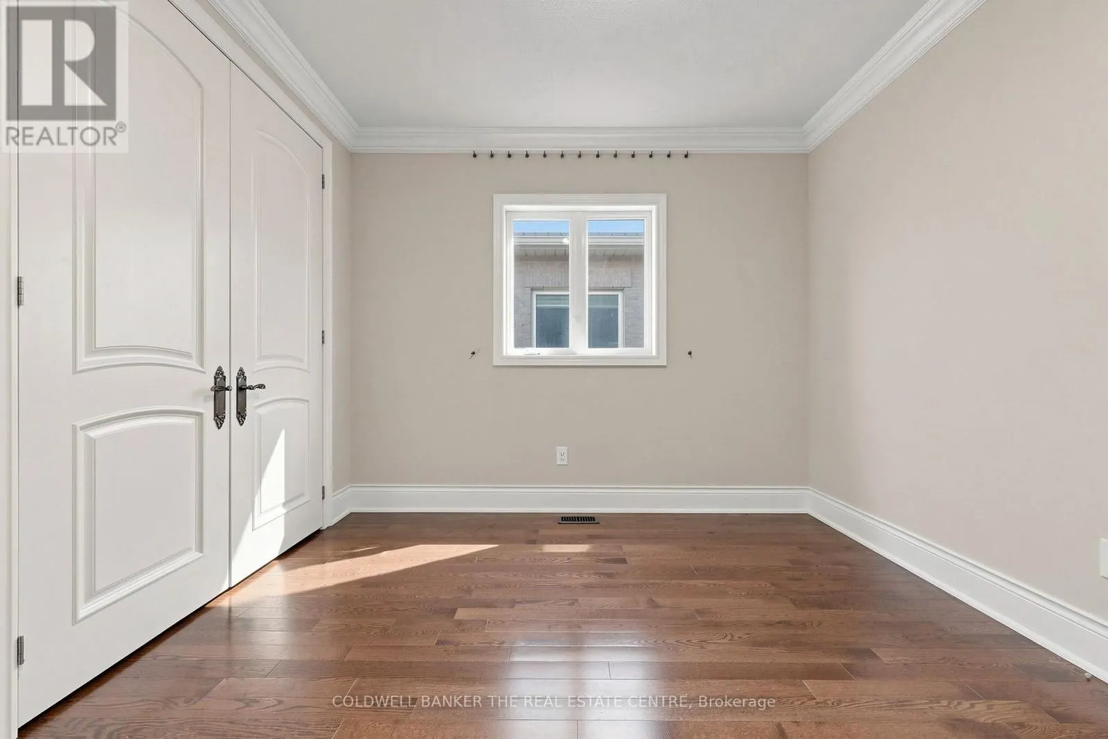 20 SHALOM ALEICHEM COURT