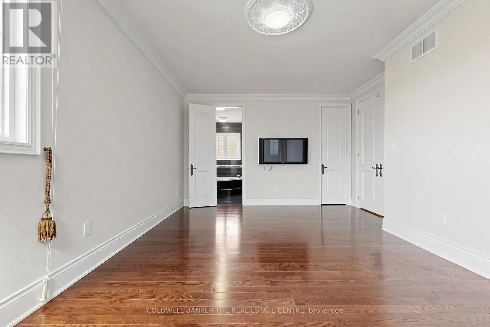 20 SHALOM ALEICHEM COURT
