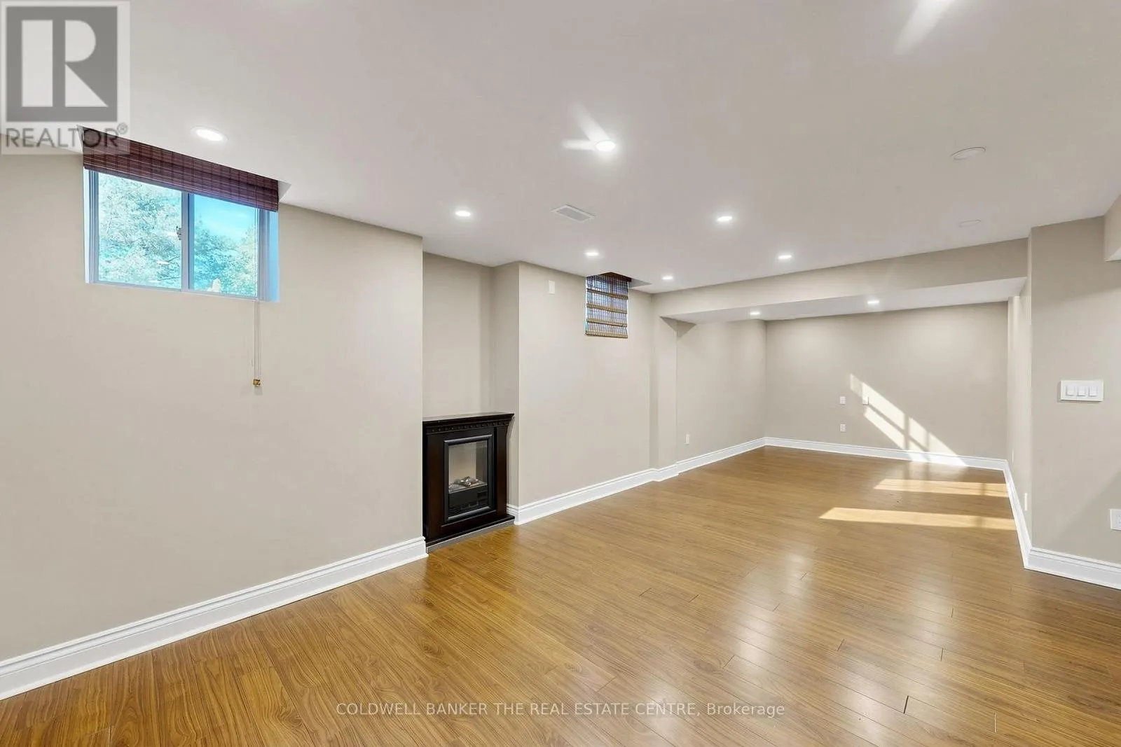 20 SHALOM ALEICHEM COURT