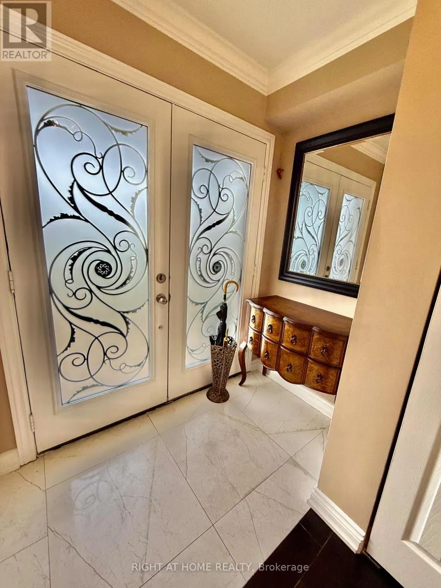 129 FOUR SEASONS CRESCENT