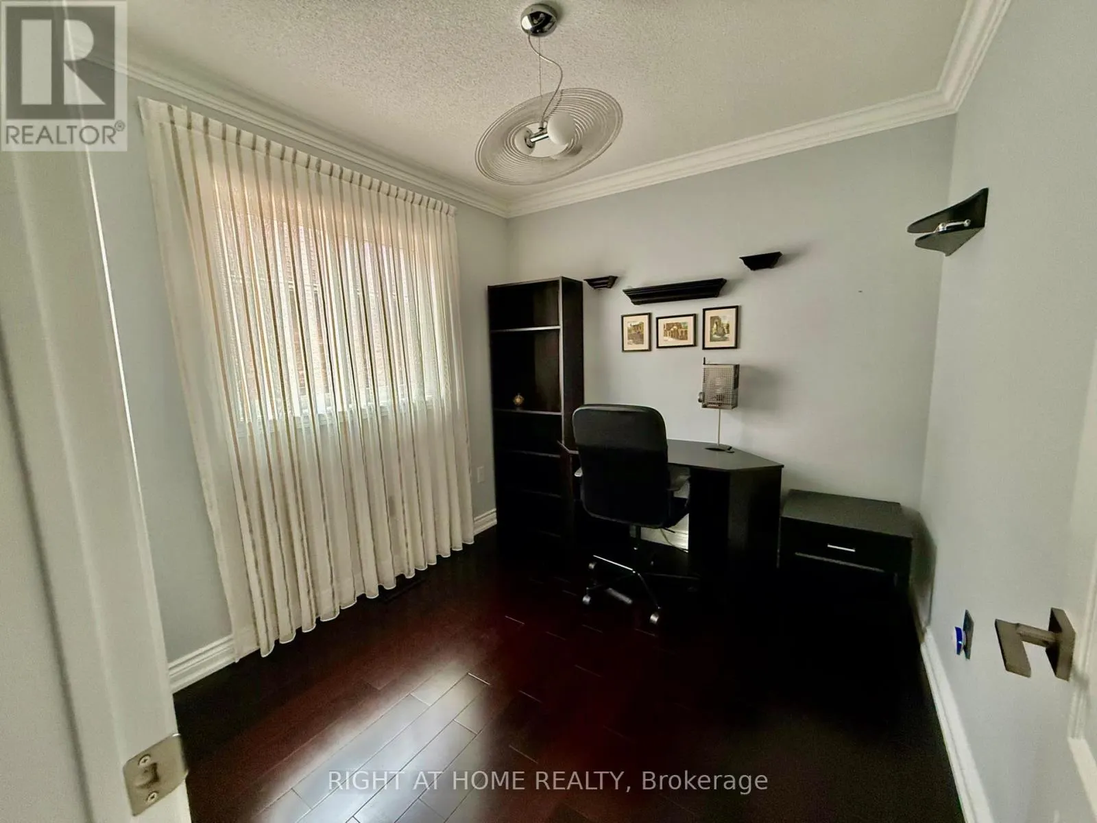 129 FOUR SEASONS CRESCENT