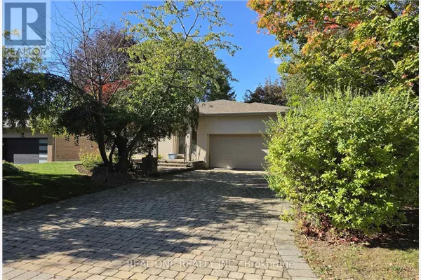 36 WILDROSE CRESCENT E