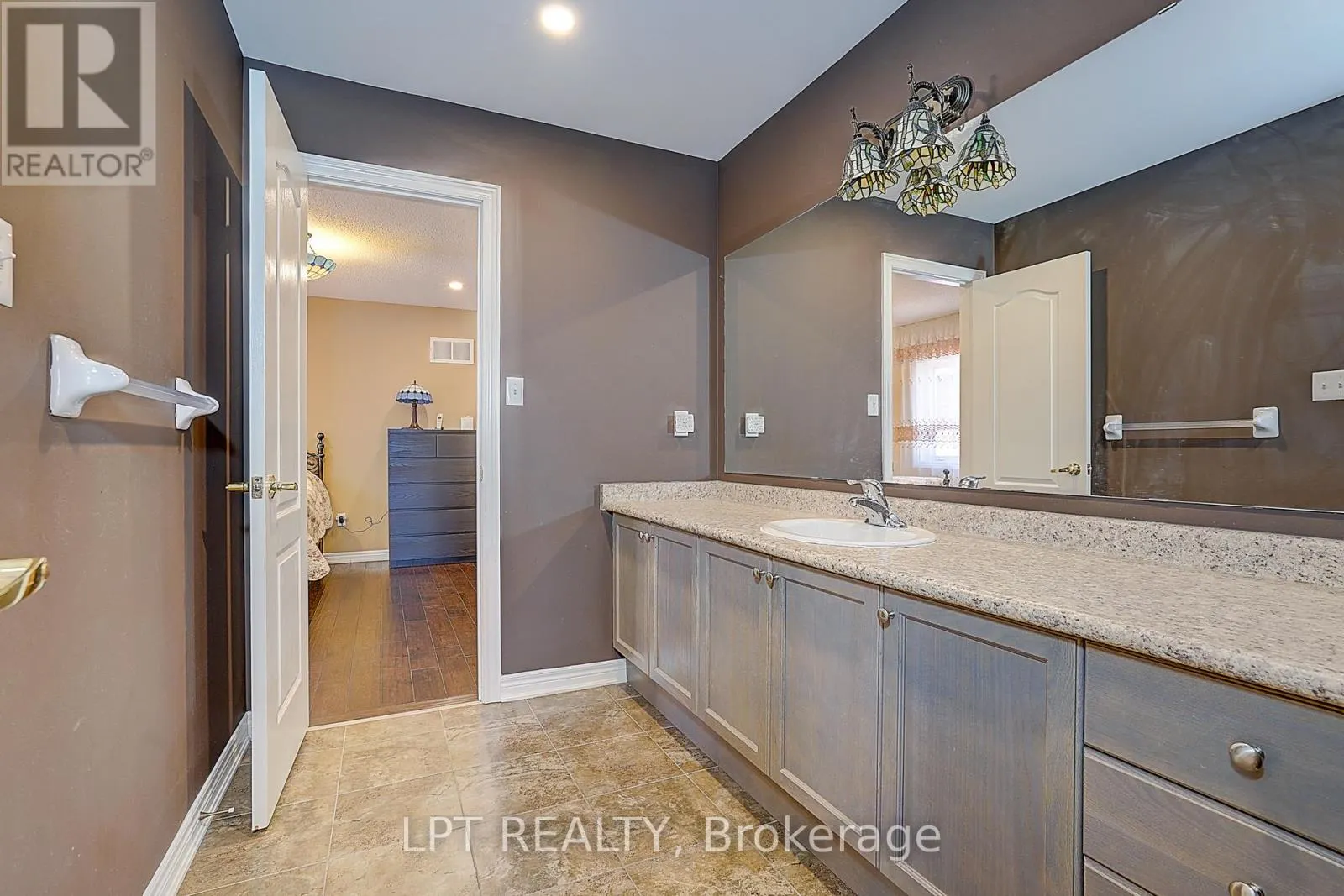 1168 MCTAVISH DRIVE