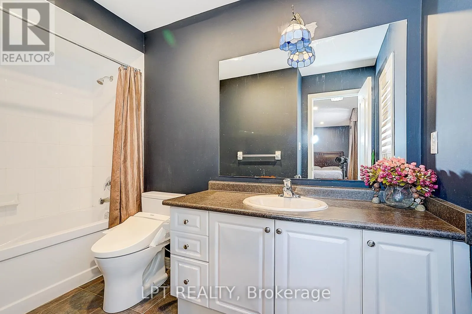 1168 MCTAVISH DRIVE