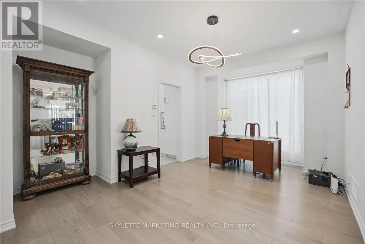 1 CRANLEY ROAD