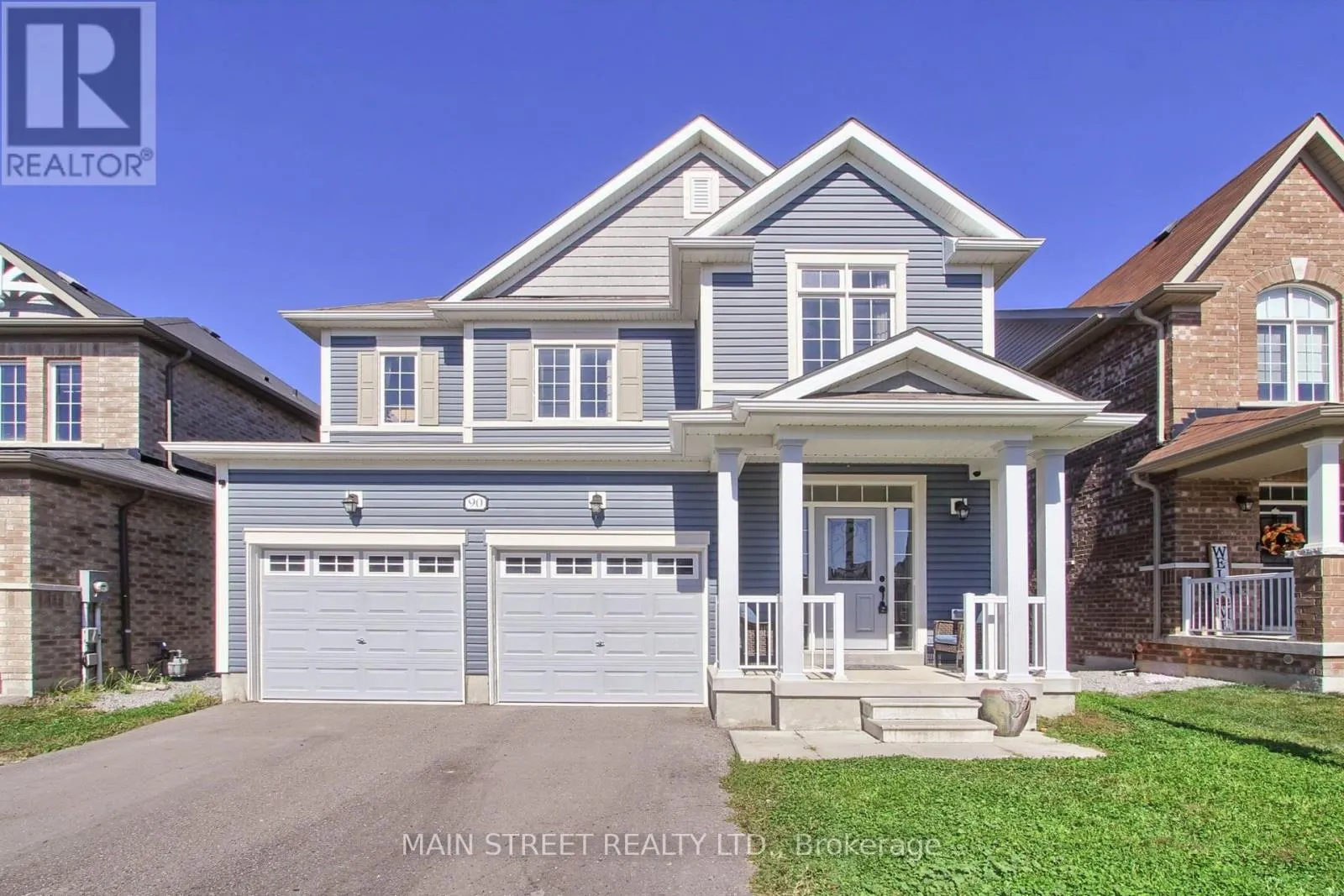 90 KINGKNOLL CRESCENT