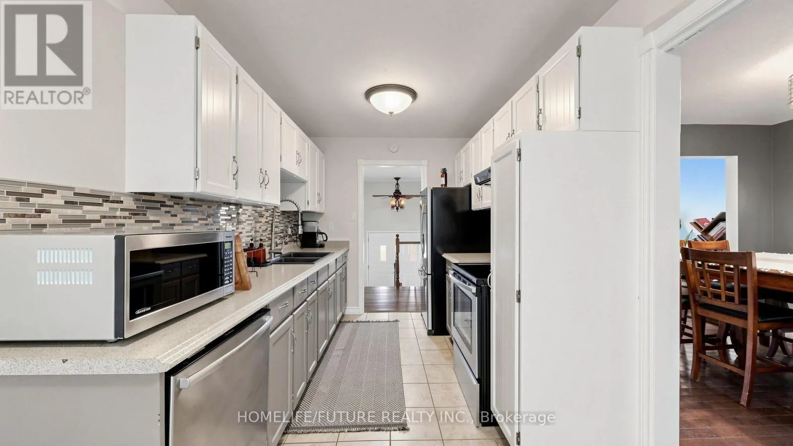 3906 ROSEMARY LANE