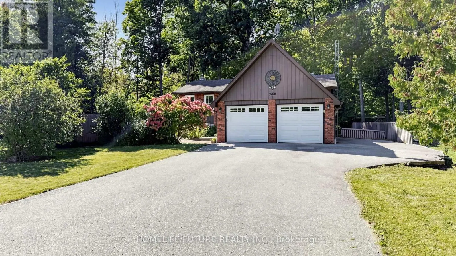 3906 ROSEMARY LANE