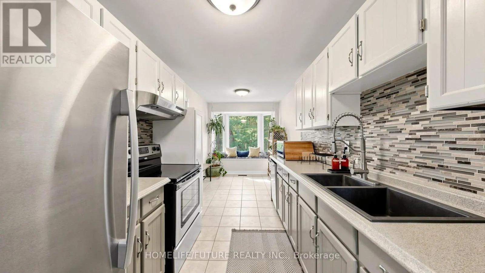 3906 ROSEMARY LANE
