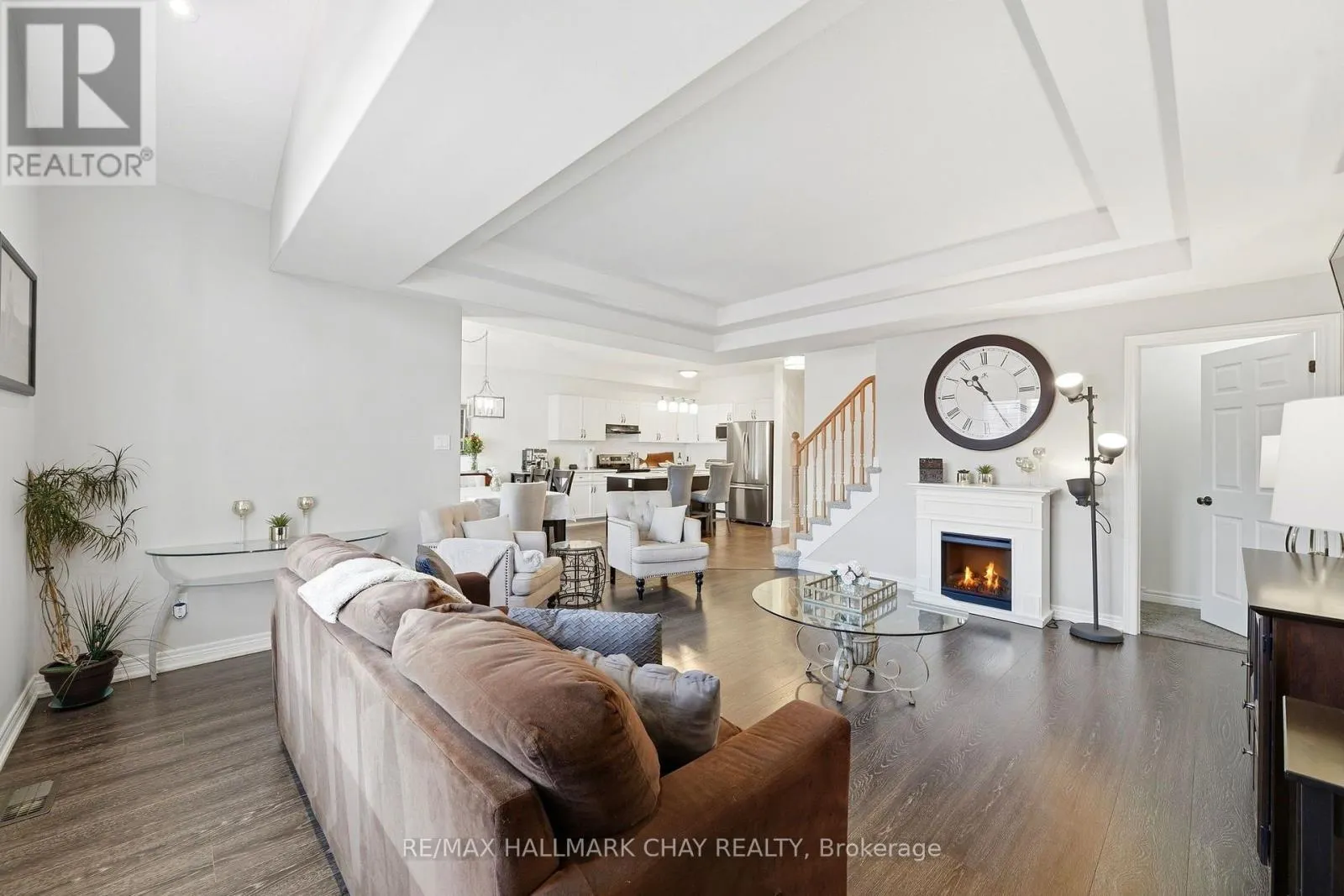 61 CARLETON TRAIL