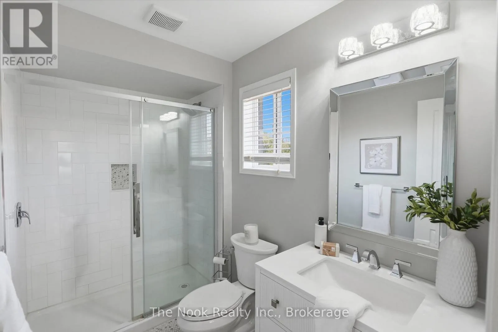 134 SECOND AVENUE