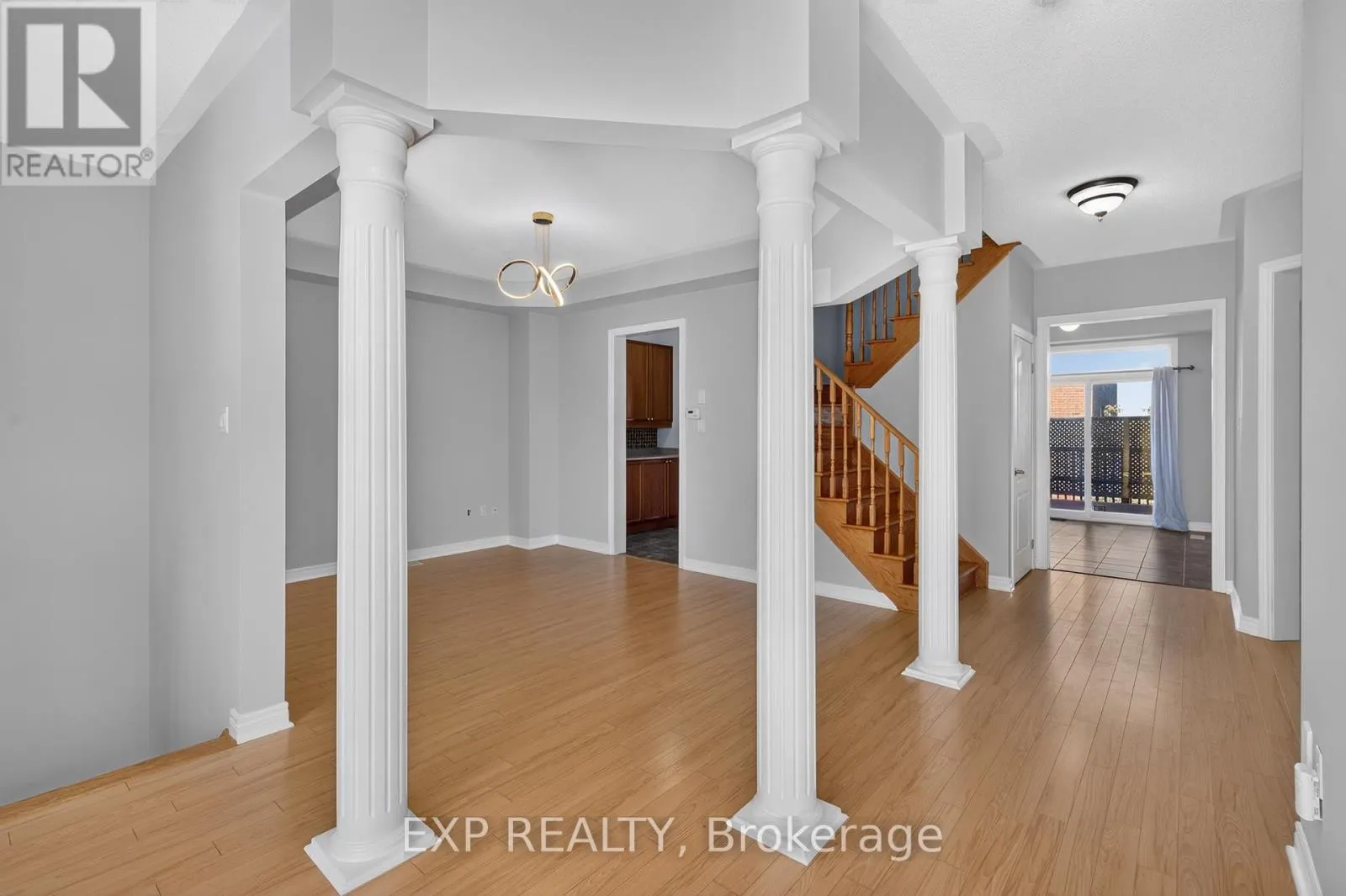 209 WOODSPRING AVENUE