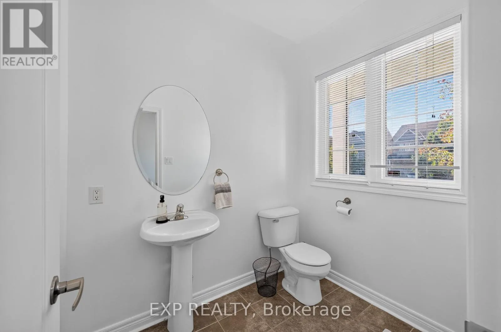 209 WOODSPRING AVENUE