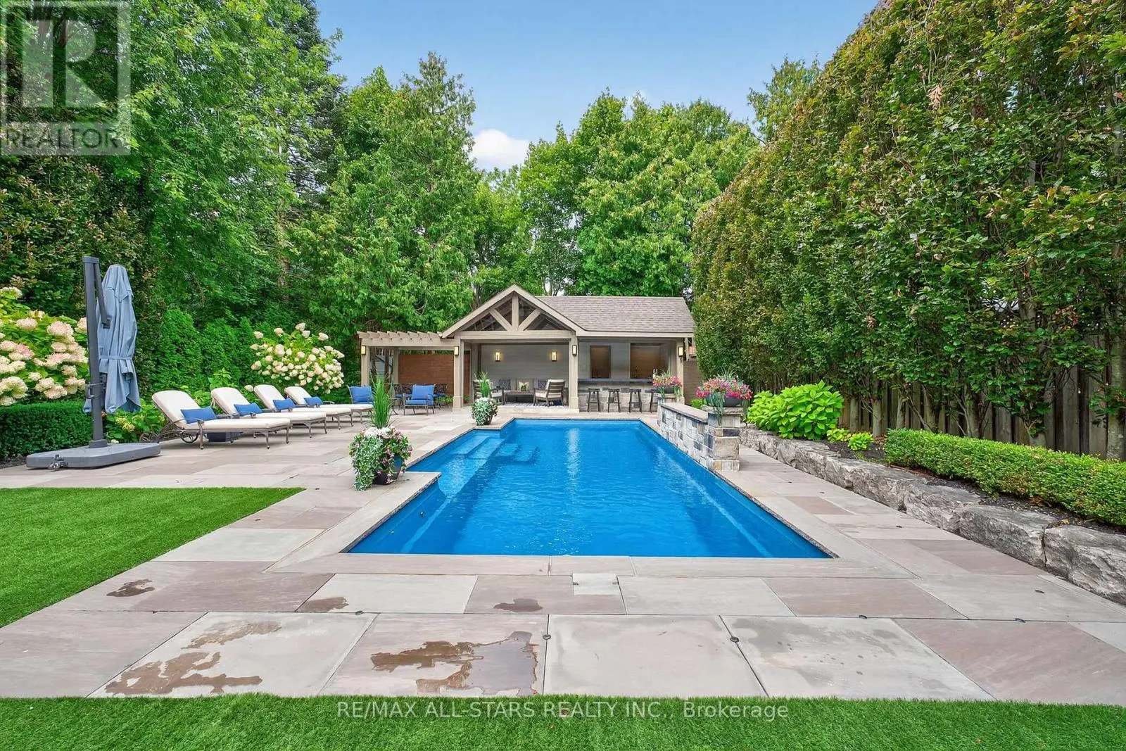 126 HILLVIEW ROAD