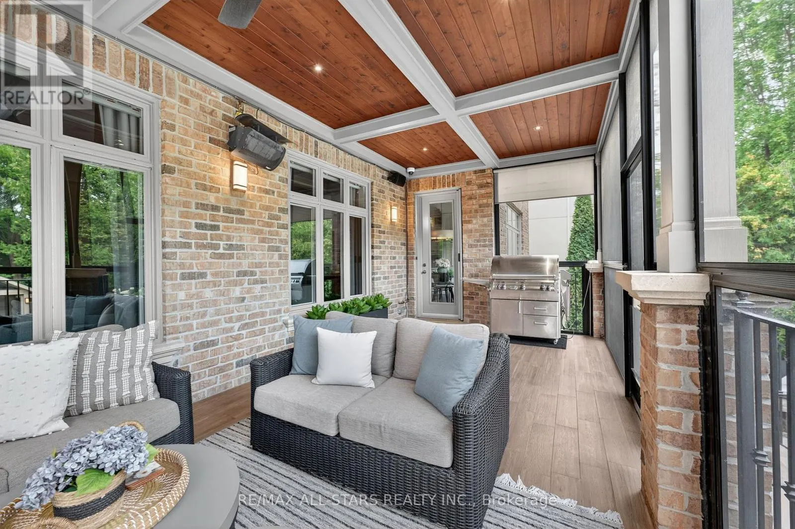 126 HILLVIEW ROAD