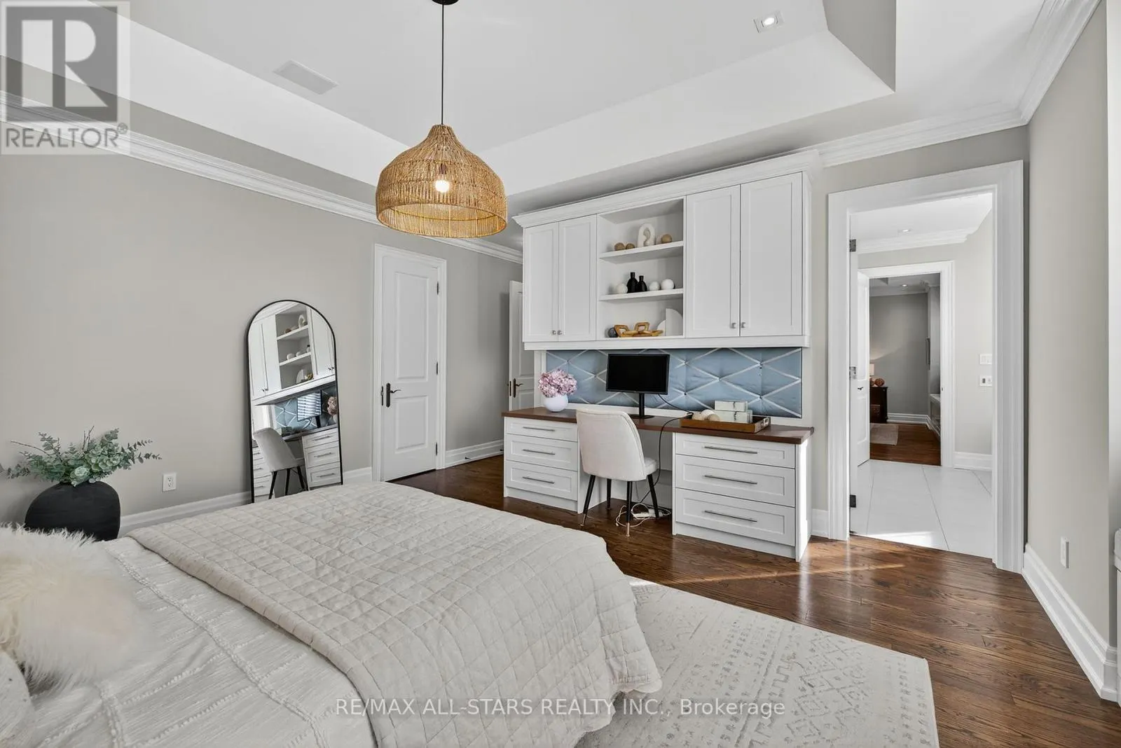 126 HILLVIEW ROAD