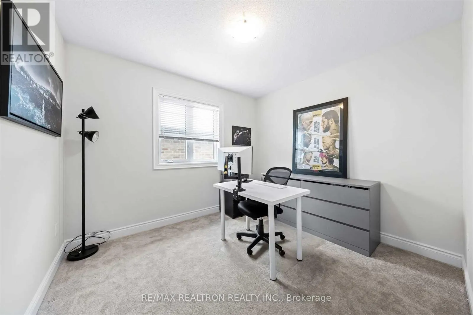 1172 PEELAR CRESCENT